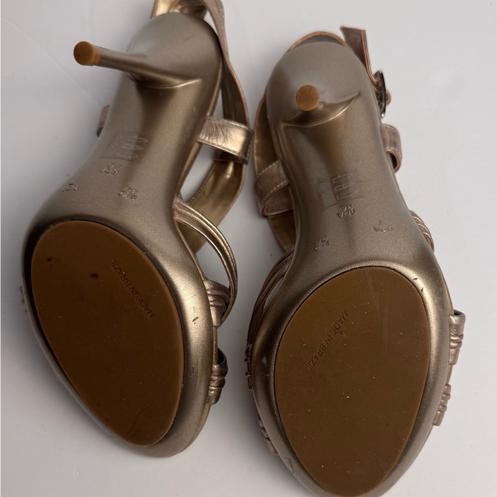 ALDO Women's Gold Strappy Sandals Sz 7 - Picture 9 of 11